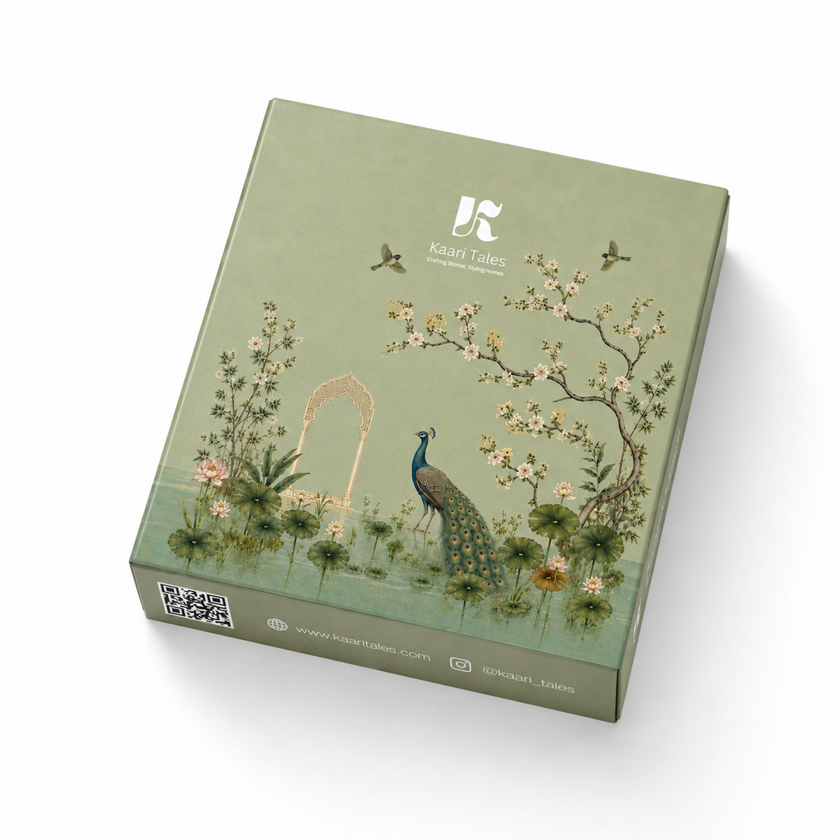 Green gift box by GiftApp, 10x10 inches, designed to fit a single 9-inch gift product, with a vibrant green appearance.